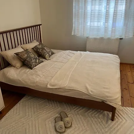 Apartamento Cozy Flat With Fireplace