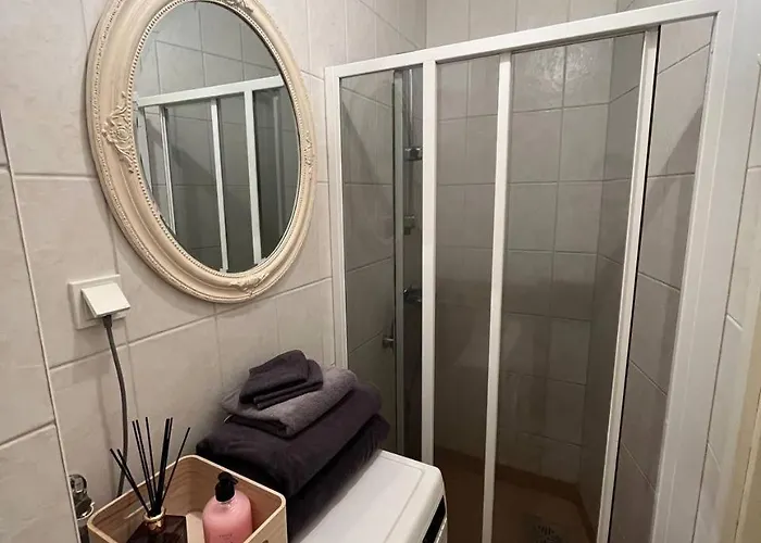 Cozy Flat With Fireplace 塔林